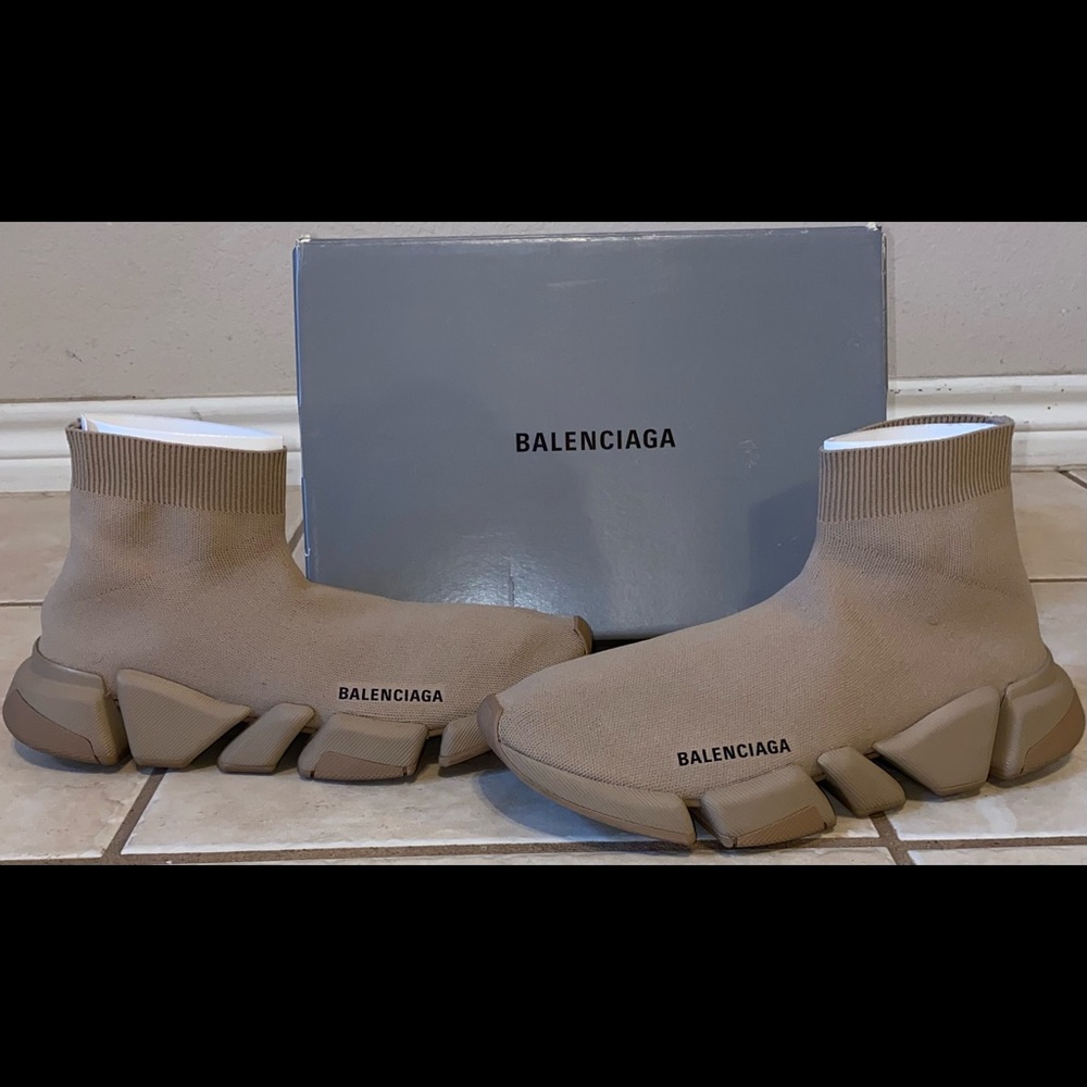 Balenciaga 2.0 Speed Trainers Beige